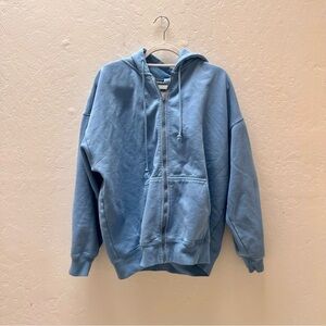🩵 OVERSIZED BLUE BRANDY MELVILLE SWEATSHIRT